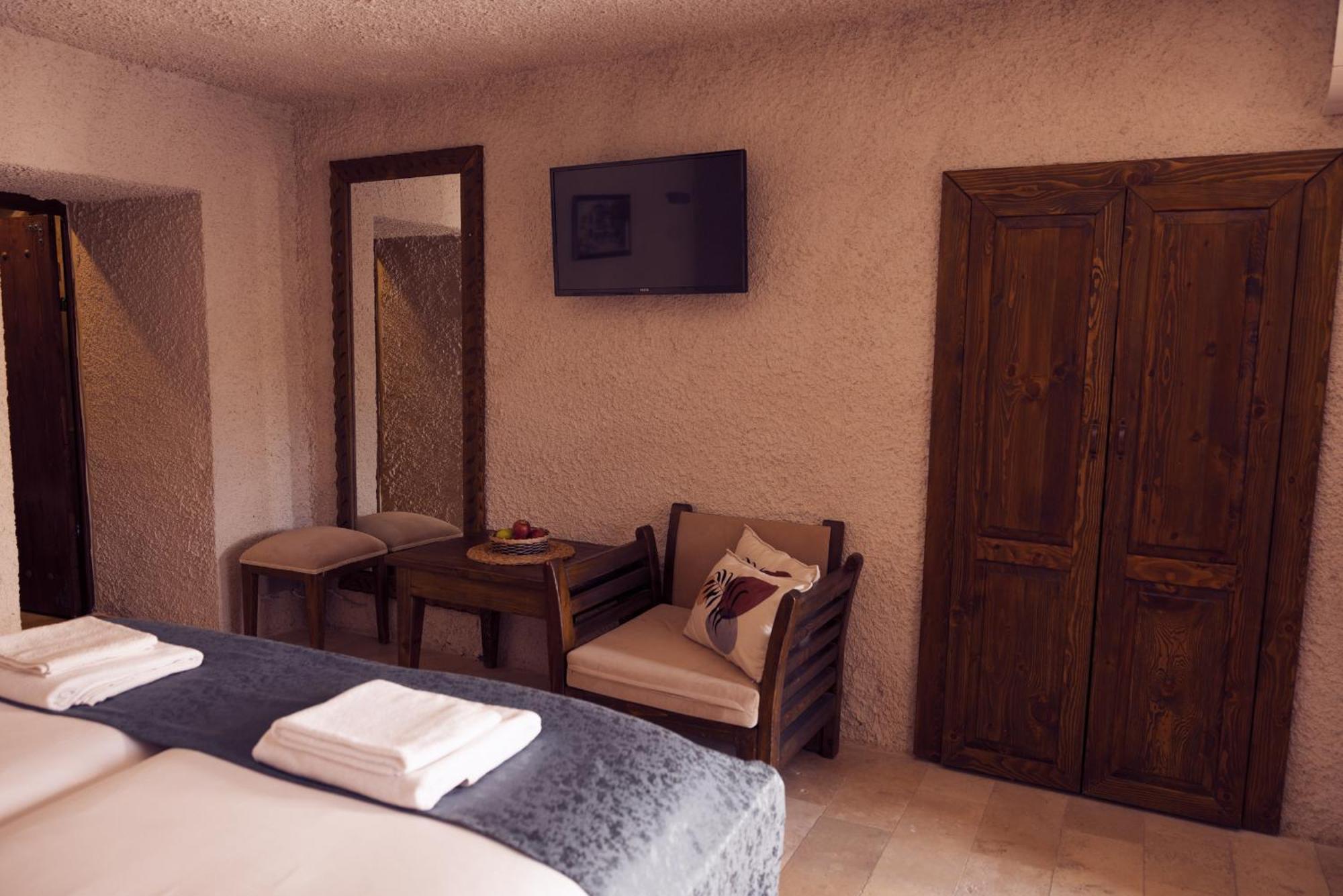 Goereme Stone Age Apartment Bagian luar foto